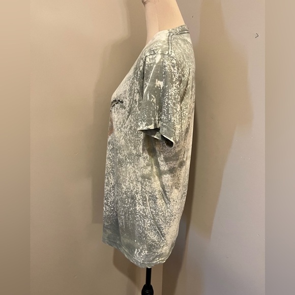 Raisin Arrows Western Graphic Stylish Tee, size Medium - Picture 4 of 7